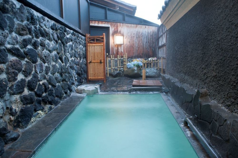 ホテル 清重館 草津市 エクステリア 写真