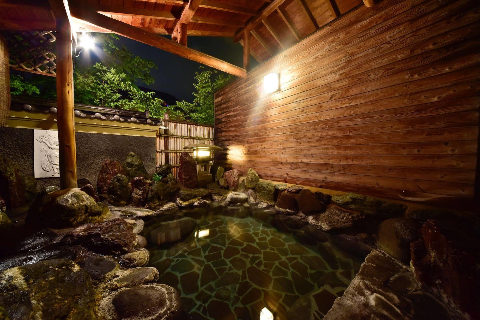 ホテル 清重館 草津市 エクステリア 写真