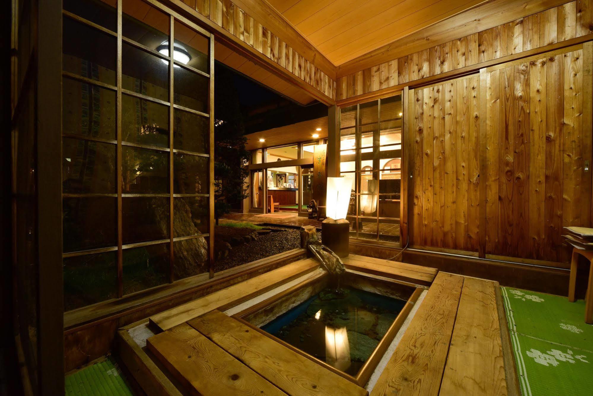 ホテル 清重館 草津市 エクステリア 写真